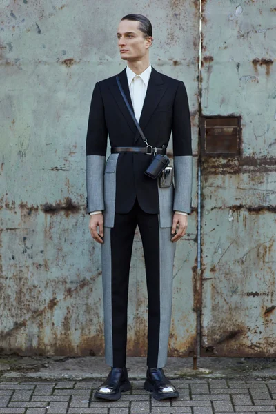 Look 5